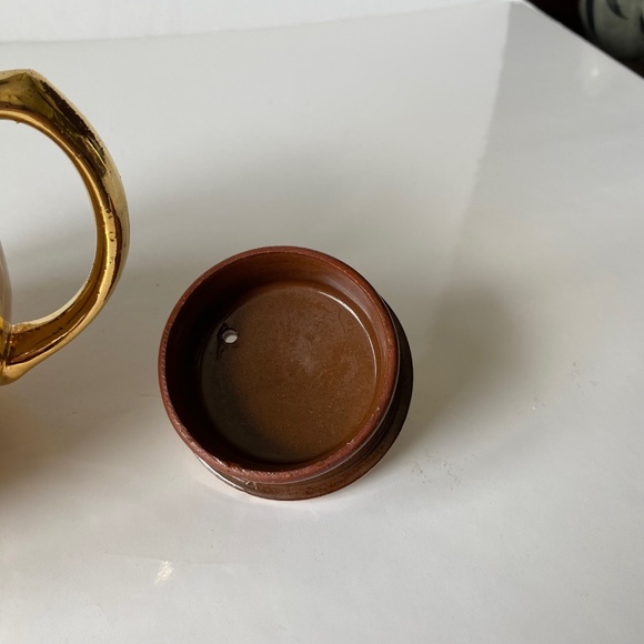 Vintage Sadler Pottery Teapot Made in England Gold Blue and Peach Signed - Picture 8 of 8